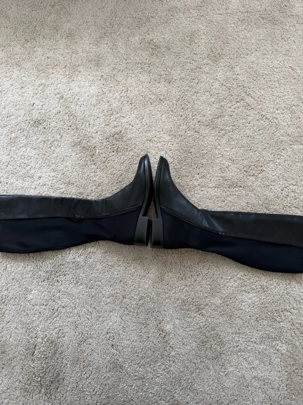 Saks Forth Avenue Harrah Knee High Boots 9